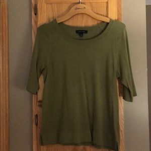 Half sleeve lightweight sweater